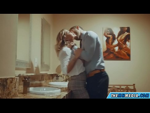 ❤️ Когато наедряла блондинка ви съблазни в обществена тоалетна ️❌ Порно в bg.porno-flix.ru ❤
